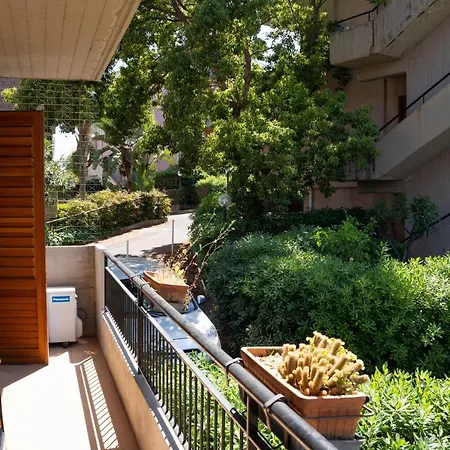 Apartmán Elegant In With Pool *