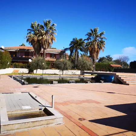 Elegant In With Pool Acireale
